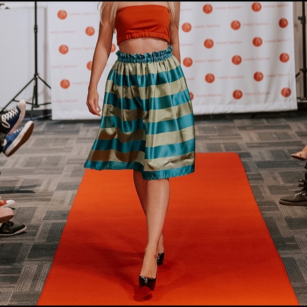 Summer skirt - Picture 2 of 3